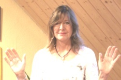 Mediale Lebensberatung Heilen durch Segnen, mediale Heilbehandlungen, spirituelles Heilen, Geistheilung,Geistiges Heilen im Reikistudio, Reikiseminare alle Grade, Reiki 1.Grad, Reikieinweihung Reiki 2. Grad, Reiki 3. Grad,